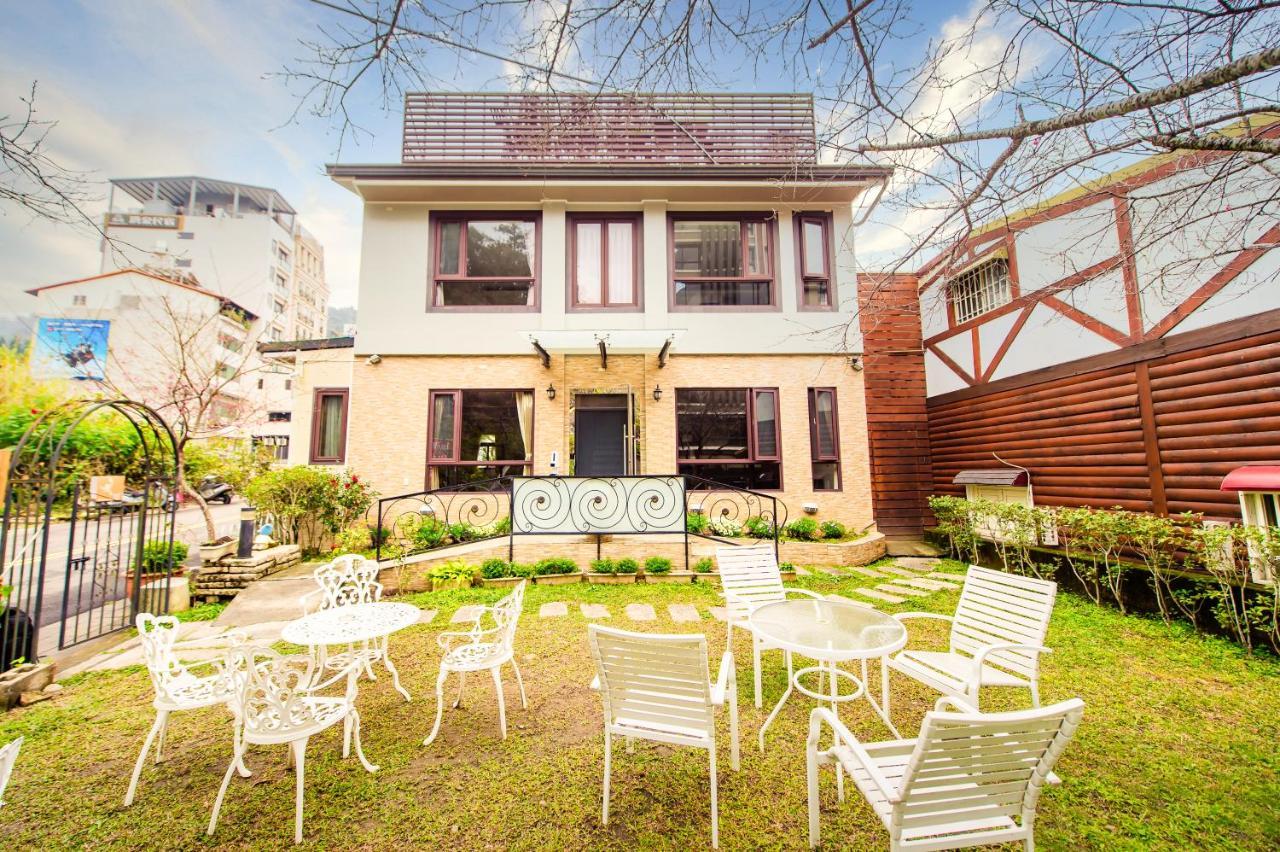 Moonlake B&B หยูฉี ภายนอก รูปภาพ