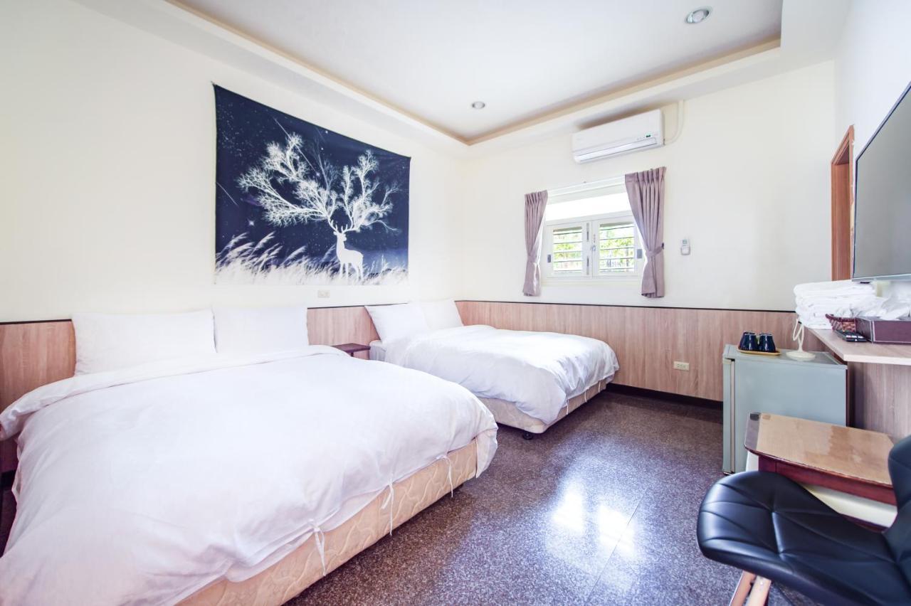 Moonlake B&B หยูฉี ภายนอก รูปภาพ