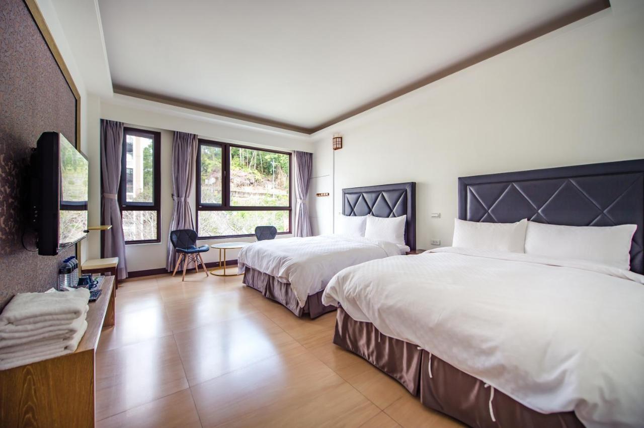 Moonlake B&B หยูฉี ภายนอก รูปภาพ